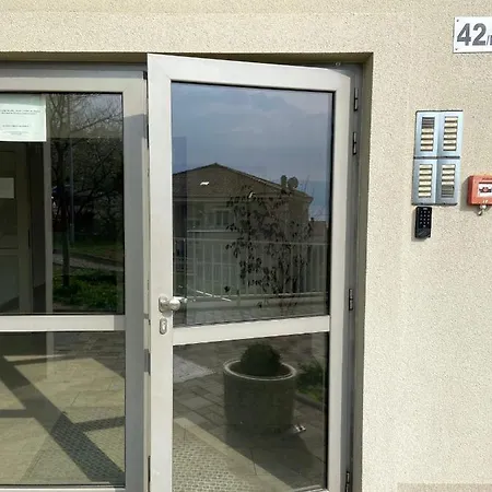 Portview Apartment Rijeka Exterior photo