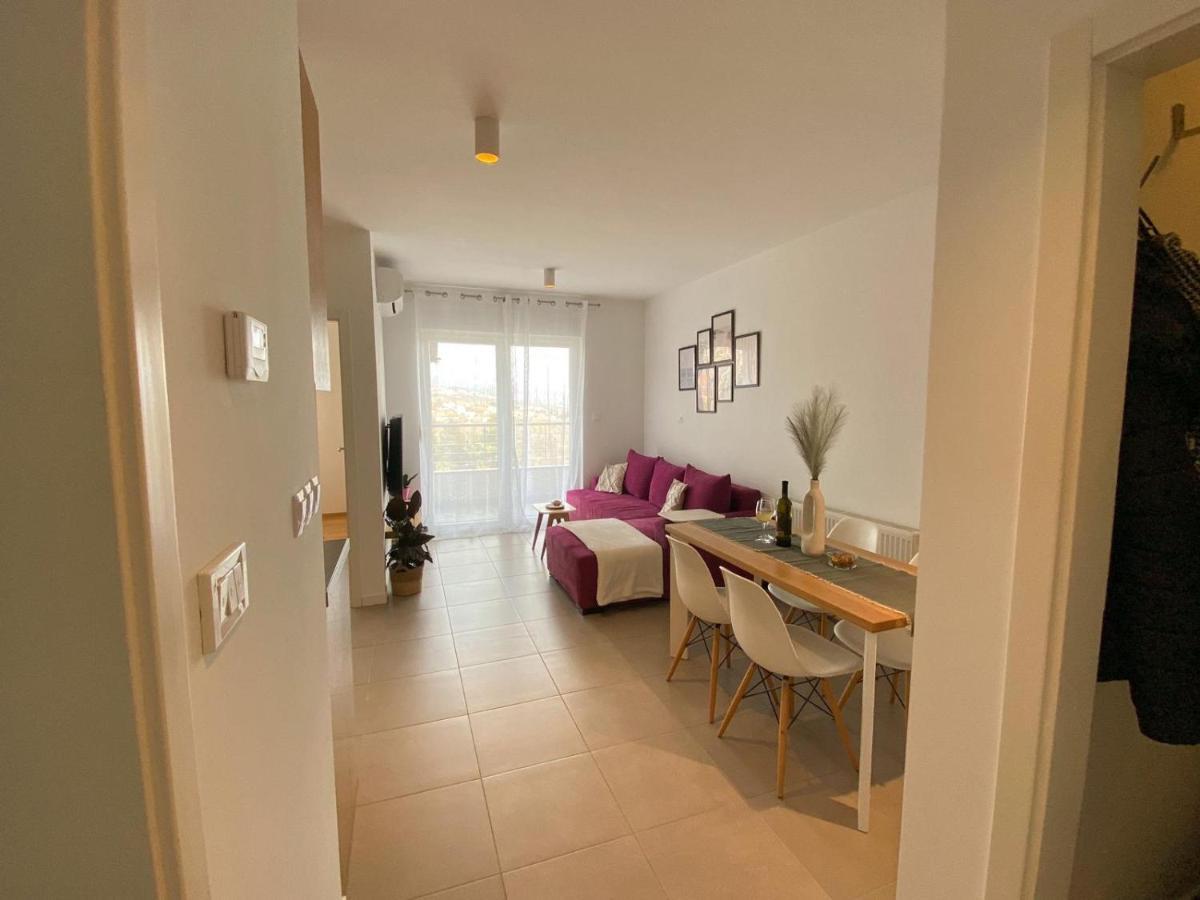 Apartment Portview *